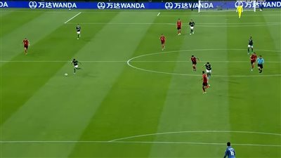 بالرقص والأحضان.. رئيسة نادى بالميراس تحتفل بالهدف الثاني فى شباك الأهلى | فيديو