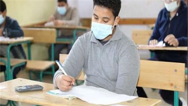 طلاب الشهادة الاعدادية