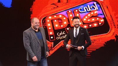 محمد ممدوح وإنجي المقدم ضيفا أحمد فهمي في 