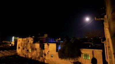  الدفاعات الجوية السورية تتصدى 