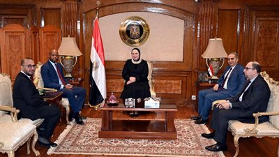 وزيرة الصناعة تبحث سبل تحقيق التكامل الاقتصادي بين الدول باتفاقية التجارة الحرة الأفريقية