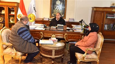 محافظ أسيوط يناقش معدلات الأداء بمنظومة تقنين أراضي الدولة