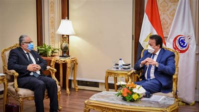 خالد عبد الغفار يبحث سبل التعاون مع جامعة هارفارد