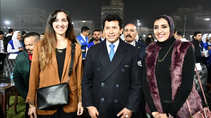 أشرف صبحي يشهد احتفالية