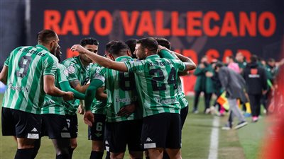 ريال بيتيس يتعادل أمام إشبيلية 1-1 في الدوري الإسباني 