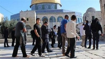 مستوطنون يقتحمون المسجد الاقصى بحراسة مشددة من قوات الاحتلال