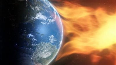 العلماء يحذرون من عاصفة شمسية ضخمة تضرب الأرض