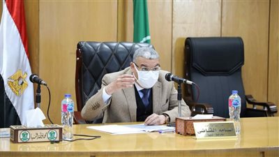 محافظ المنيا يتابع الموقف التنفيذي لمشروعات حياة كريمة