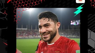 الأهلى يحتفل بعيد ميلاد ياسر إبراهيم الـ 29