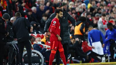 هتافات مدوية.. استقبال حافل من جماهير ليفربول لمحمد صلاح أمام ليستر |فيديو