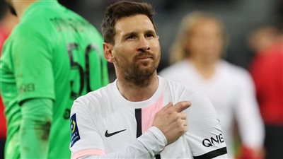 رونالدينيو يتحدث عن تراجع أداء ميسي: سيعود قريبا