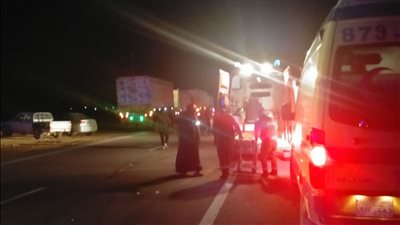 16 سيارة إسعاف لنقل المصابين في حادث أتوبيس مطروح