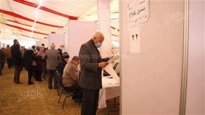 الأسر وكبار السن يتصدرون المشهد في انتخابات نادي الزمالك | صور