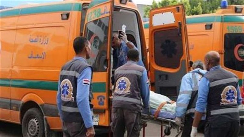 نقل مصابي حادث طريق