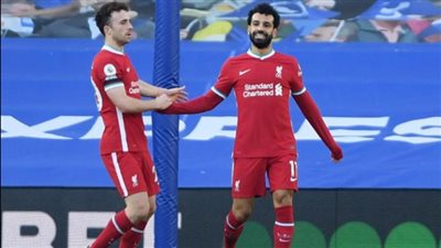 أسطورة توتنهام يتجاهل محمد صلاح.. ويختار أفضل صفقة في عهد كلوب مع ليفربول