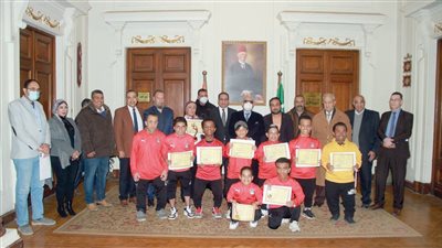 طلب إحاطة بشأن معاناة الأقزام وبرلمانية: يعانون الإهمال والتهميش 