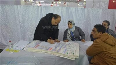 ٢٢ صورة ترصد استمرار فرز الأصوات بانتخابات نادي الزمالك