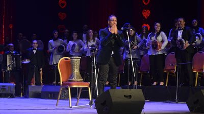 سعيد الأرتيست يبدع في حفل كامل العدد بأوبرا الإسكندرية