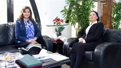 وزيرتا الهجرة والبيئة تبحثان استعدادات مؤتمر 
