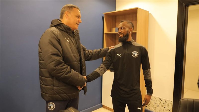 ايهاب جلال وتوريه