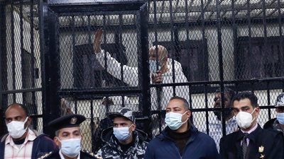 المحكمة ترفض بعض أسئلة الدفاع لشاهد الإثبات في قضية الآثار الكبرى 