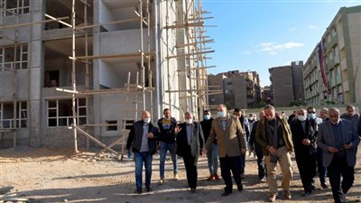 محافظ أسيوط يتفقد أعمال إنشاء مدرسة 30 يونيو الرسمية بحي غرب