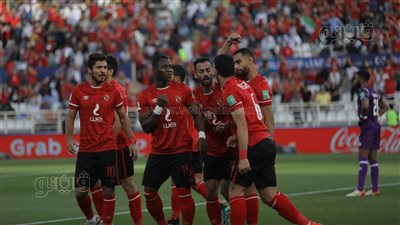 ياسر إبراهيم يحرز هدف الأهلي الأول في مرمى الهلال السعودي