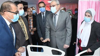 رئيس جامعة القناة: نعمل على تطوير المستشفيات لخدمة أهالى الإقليم 