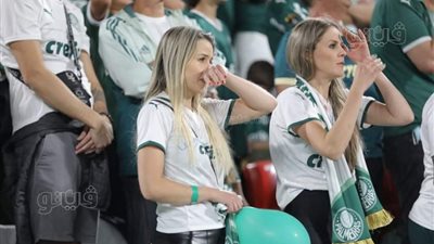 انهيار وبكاء جماهير بالميراس البرازيلي حزنا على خسارة فريقهم كأس العالم للأندية| صور 