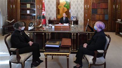 رئيس تونس يصدر مرسوما باستحداث مجلس أعلى مؤقت للقضاء