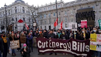 مظاهرات في بريطانيا احتجاجا على غلاء المعيشة