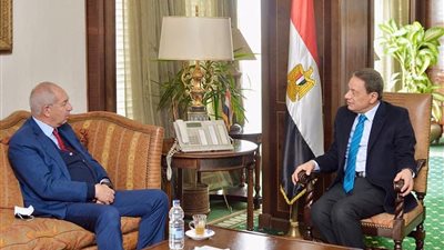 بروتوكول بين الأعلى للإعلام والهيئة الاقتصادية لقناة السويس