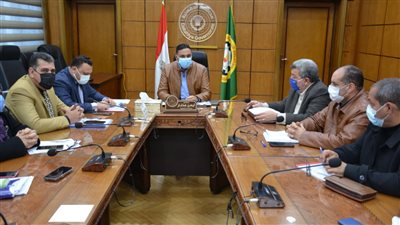 قرارات عاجلة لمحافظ الدقهلية بشأن المستحقات على شركات الإعلانات 