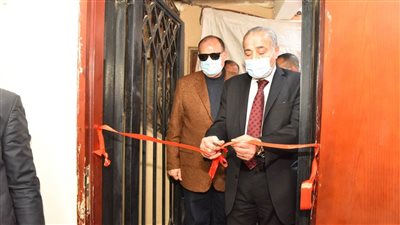 افتتاح أول مكتب تموين مطور يقدم الخدمات المميكنة بأسيوط| فيديو 