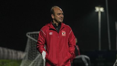 طبيب الأهلي يكشف حالة اللاعبين بعد مواجهة الهلال السعودي
