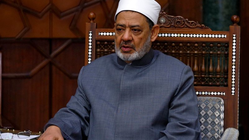  الدكتور أحمد الطيب