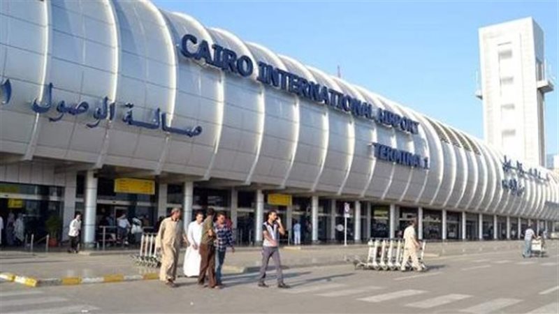 مطار القاهرة