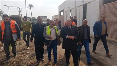ناىب محافظ الجيزة يتفقد أعمال تأهيل محطة معالجة صرف قرية بهرمس