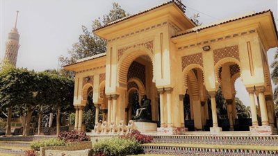 محافظ القاهرة يتابع تطوير حديقة الأندلس