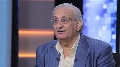 ابنة الفنان أحمد حلاوة: حالته حرجة وغير مستقرة