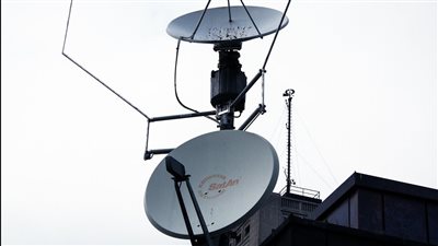 ما حكم سرقة وصلات الأطباق الفضائية المشفرة؟ الإفتاء تجيب