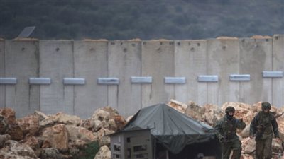 الجيش الإسرائيلي يطلق النار على طائرة تابعة له على حدود لبنان بالخطأ