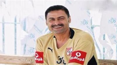 محطات في حياة ثابت البطل في ذكرى ميلاده.. اكتشفه عبده البقال وأصبح أيقونة الأهلي.. وحقق 13 لقبا مع الأحمر ورقم تاريخي صامد