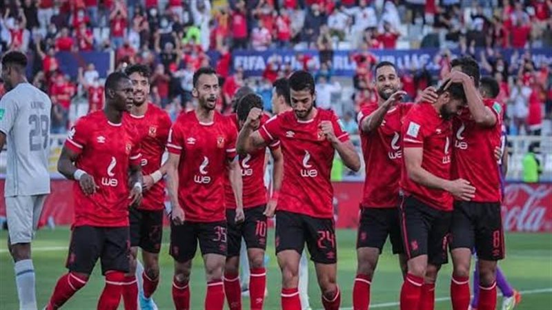 لاعبو الأهلي
