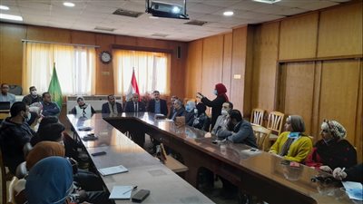 تجارية الإسماعيلية تطلق البرنامج التدريبي الخاص بالفاتورة الإلكترونية | صور