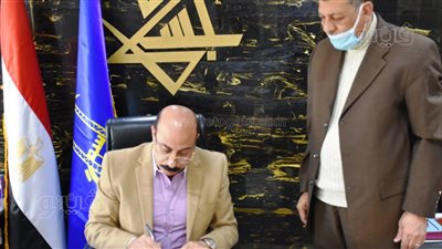 محافظ أسوان يعتمد نتيجة الشهادة الإعدادية العامة بنسبة نجاح 73.3%