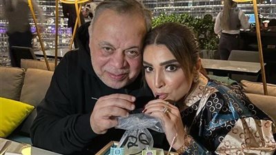 حب عمري.. روجينا تحتفل بـ الفالنتين مع أشرف زكي