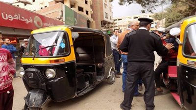 التحفظ على 15 توك توك وتروسيكل بدون ترخيص تسير في الشوارع الرئيسية بالجيزة