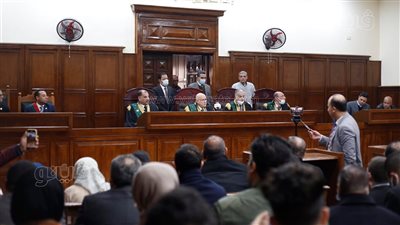 بدء محاكمة 22 متهما في قضية 