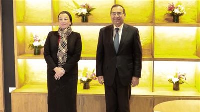 وزيرة البيئة تشارك في حفل توزيع جوائز مؤتمر ومعرض مصر الدولي للطاقة